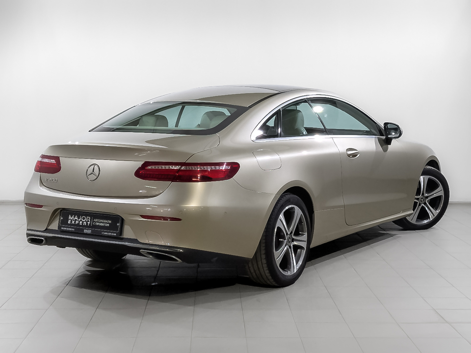 Mercedes-Benz E-Класс Купе 2017 88 235км фото №5