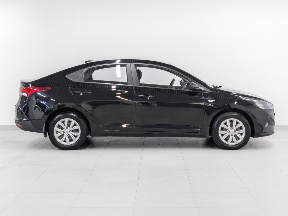 Hyundai Solaris 2021 87 722км фото №4