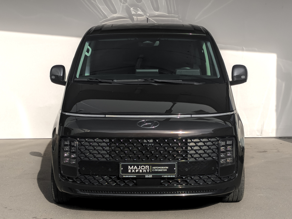 Hyundai Staria 2023 48 774км фото №2