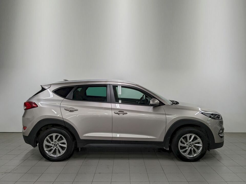Hyundai Tucson 2016 83 221км фото №4