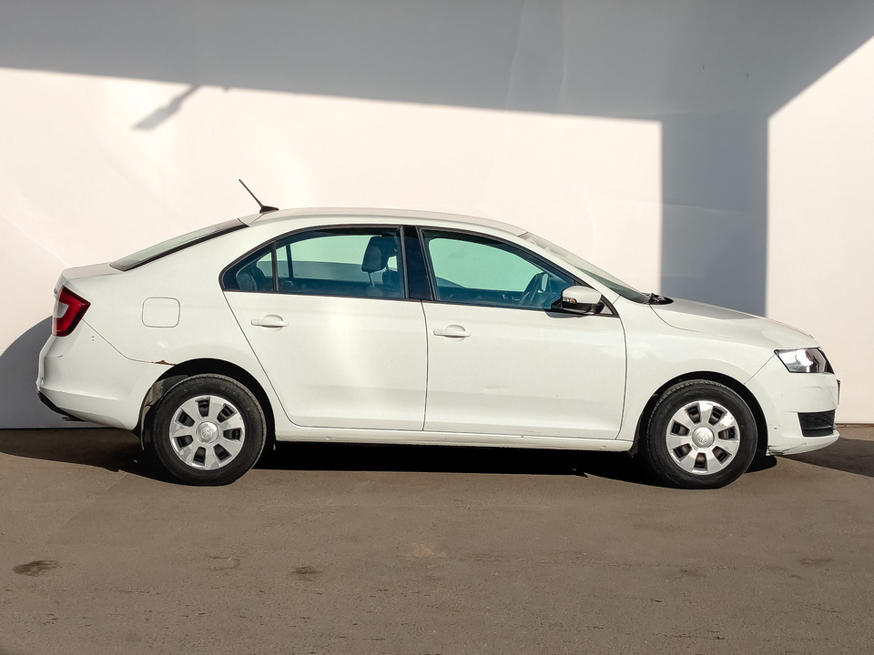 Skoda Rapid 2019 122 272км фото №4