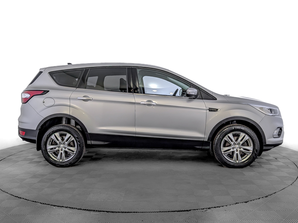 Ford Kuga 2018 71 174км фото №4