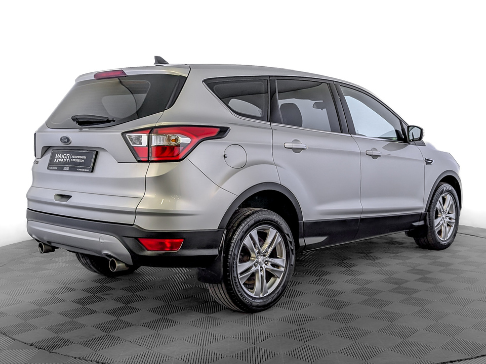 Ford Kuga 2018 71 174км фото №5