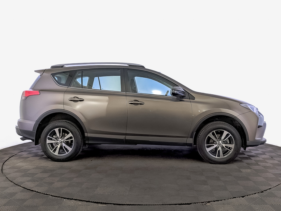 Toyota Rav-4 2018 51 388км фото №4