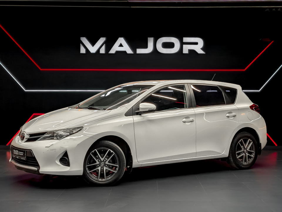 Toyota Auris 2014 90 640км фото №1