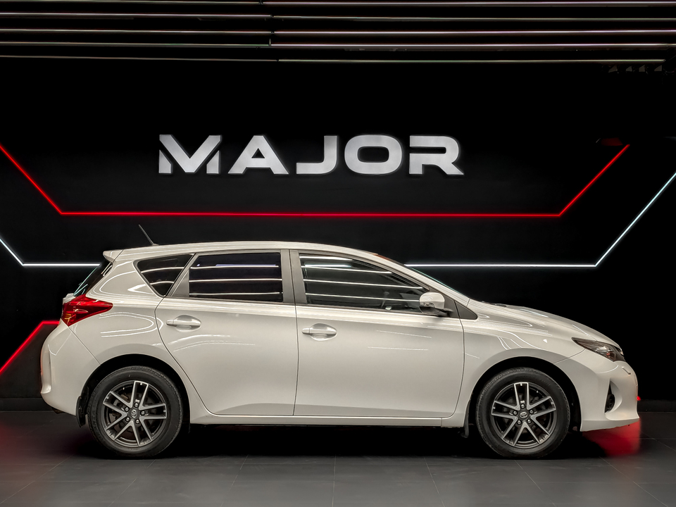 Toyota Auris 2014 90 640км фото №4