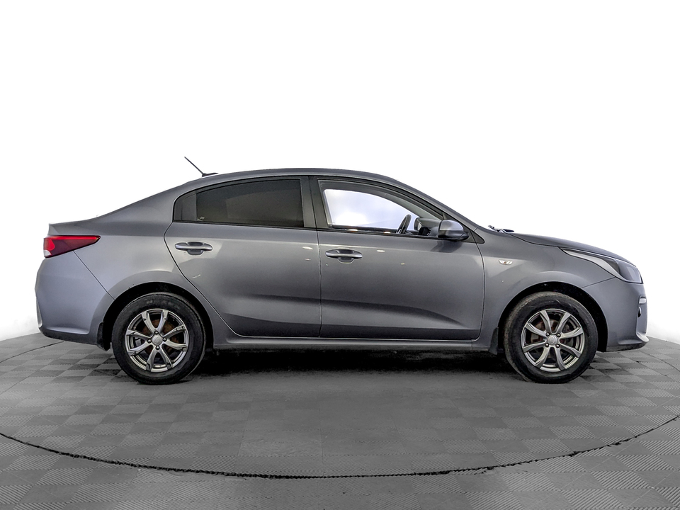 Kia Rio 2017 98 865км фото №4