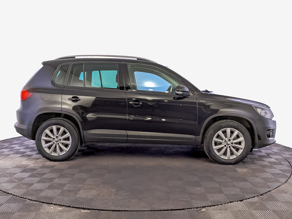 Volkswagen Tiguan 2016 107 767км фото №4