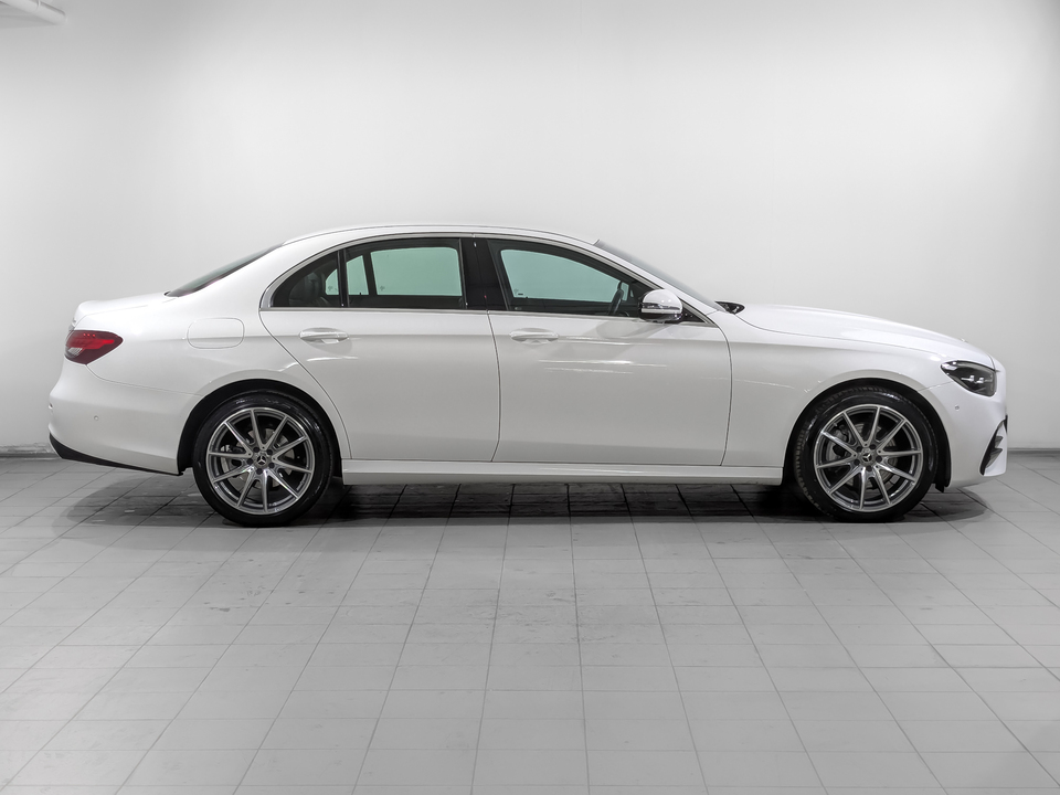 Mercedes-Benz E-Класс 2022 38 809км фото №4