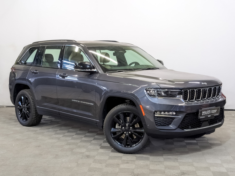 Jeep Grand Cherokee 2022 33 944км фото №3