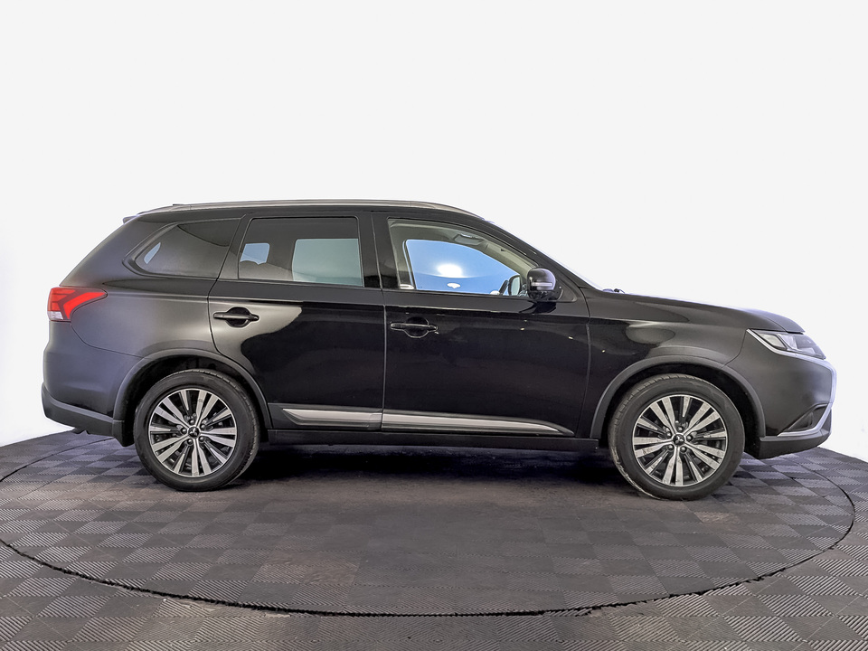 Mitsubishi Outlander 2019 178 898км фото №4