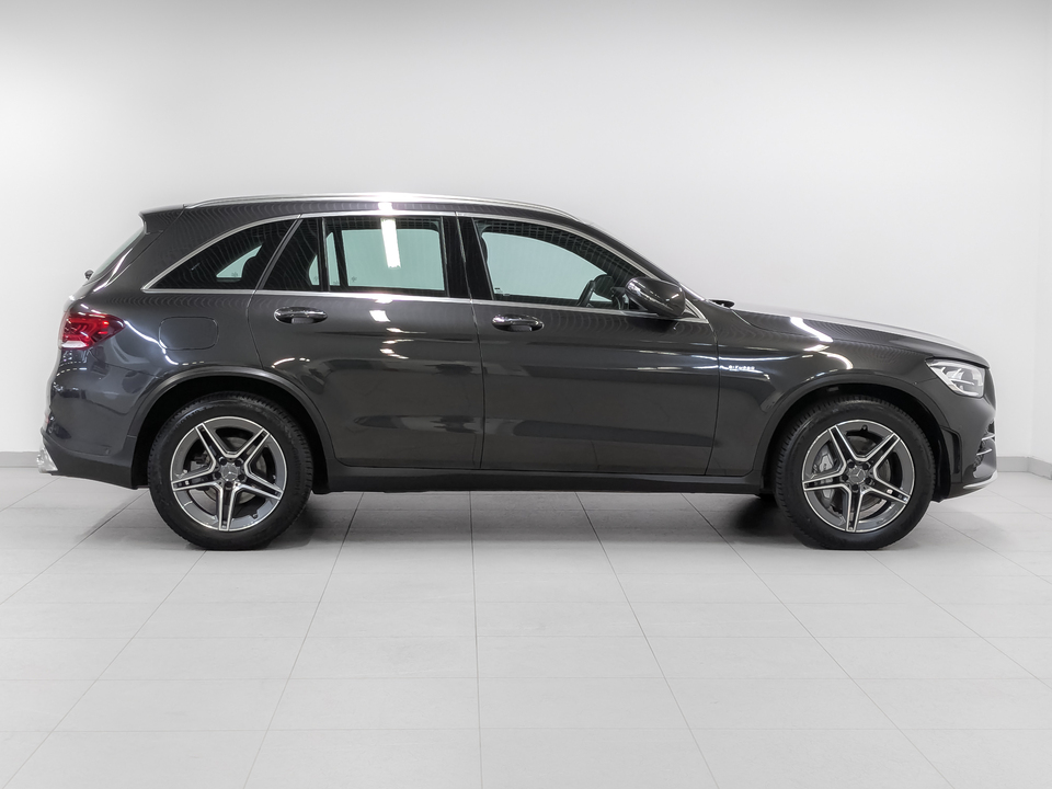 Mercedes-Benz GLC 2021 30 860км фото №4