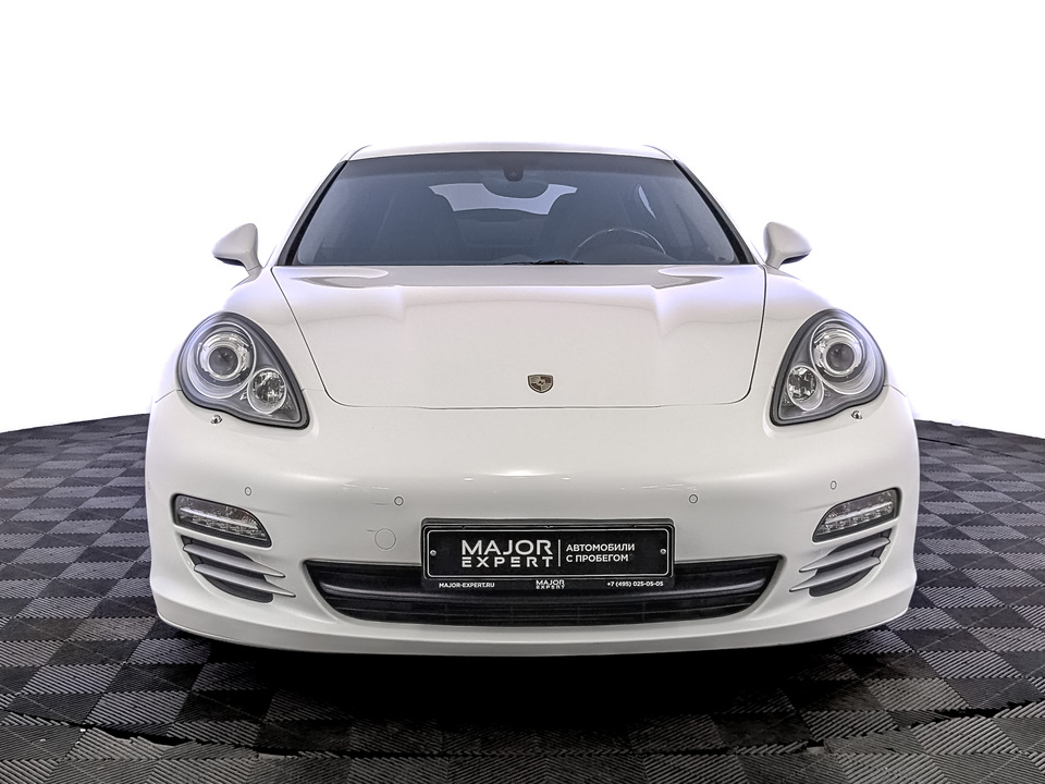 Porsche Panamera 2011 24 731км фото №2