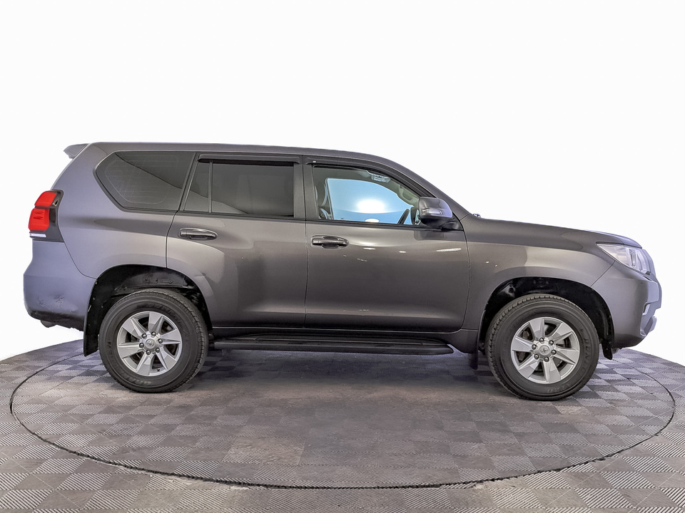 Toyota Land Cruiser Prado 2019 124 743км фото №4