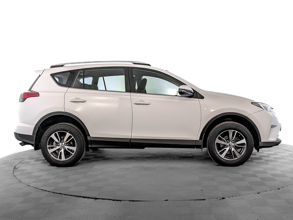 Toyota Rav-4 2015 111 772км фото №4