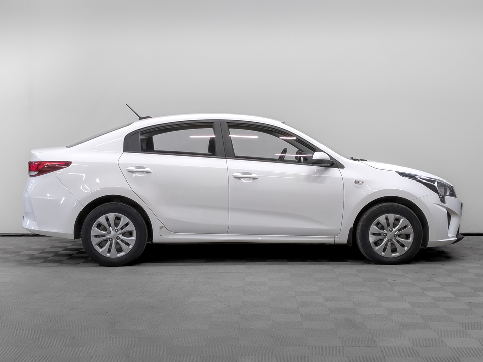 Kia Rio 2021 84 330км фото №4