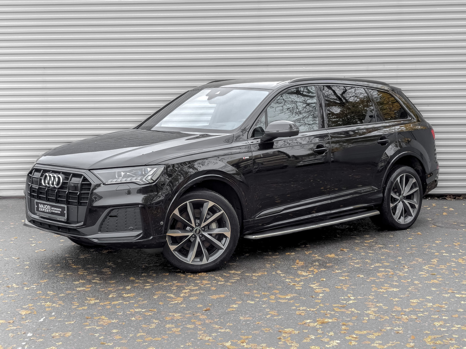 Audi Q7 2023 86 653км фото №1