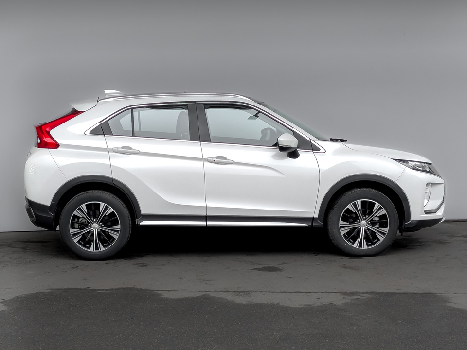 Mitsubishi Eclipse Cross 2022 6 000км фото №4