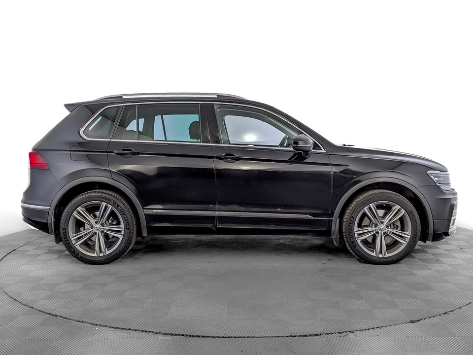 Volkswagen Tiguan 2019 224 392км фото №4
