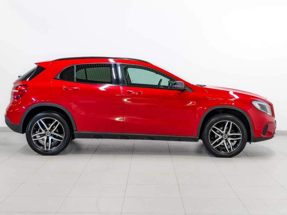 Mercedes-Benz GLA 2017 134 156км фото №4