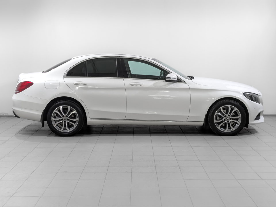 Mercedes-Benz C-Класс 2017 93 015км фото №4
