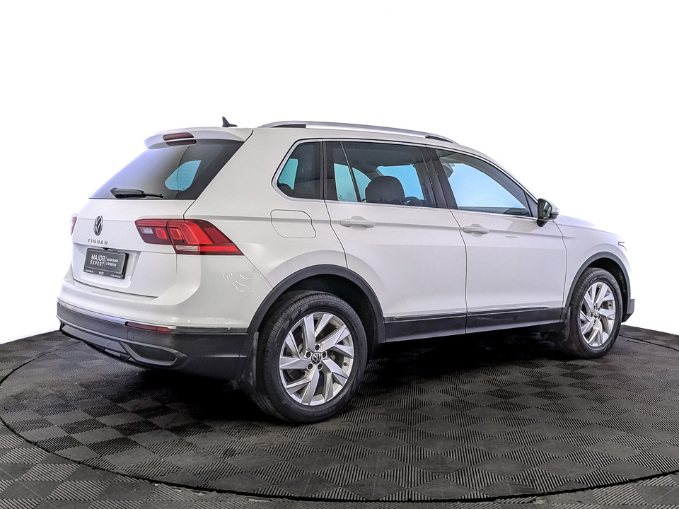Volkswagen Tiguan 2021 94 988км фото №5