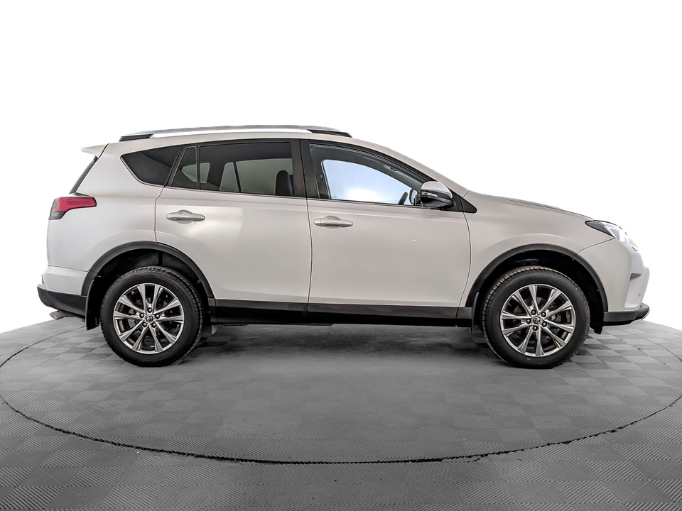 Toyota Rav-4 2016 122 999км фото №4