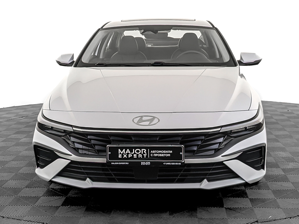 Hyundai Elantra 2025 12 920км фото №2