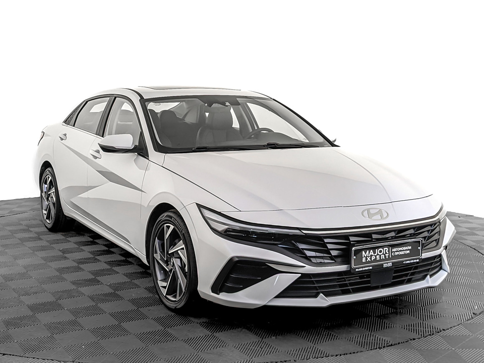 Hyundai Elantra 2025 12 920км фото №3