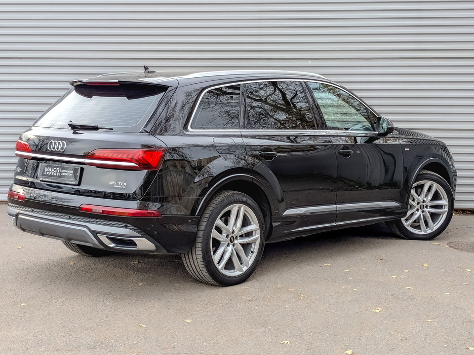 Audi Q7 2023 55 750км фото №5
