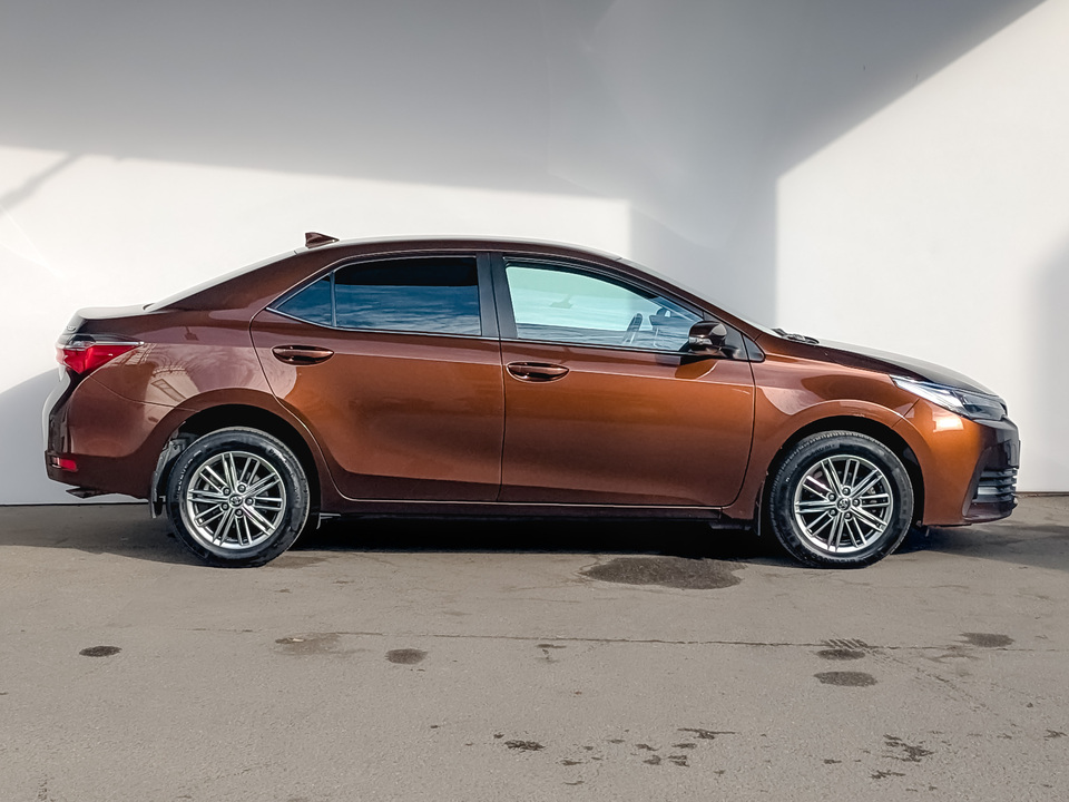 Toyota Corolla 2018 107 942км фото №4