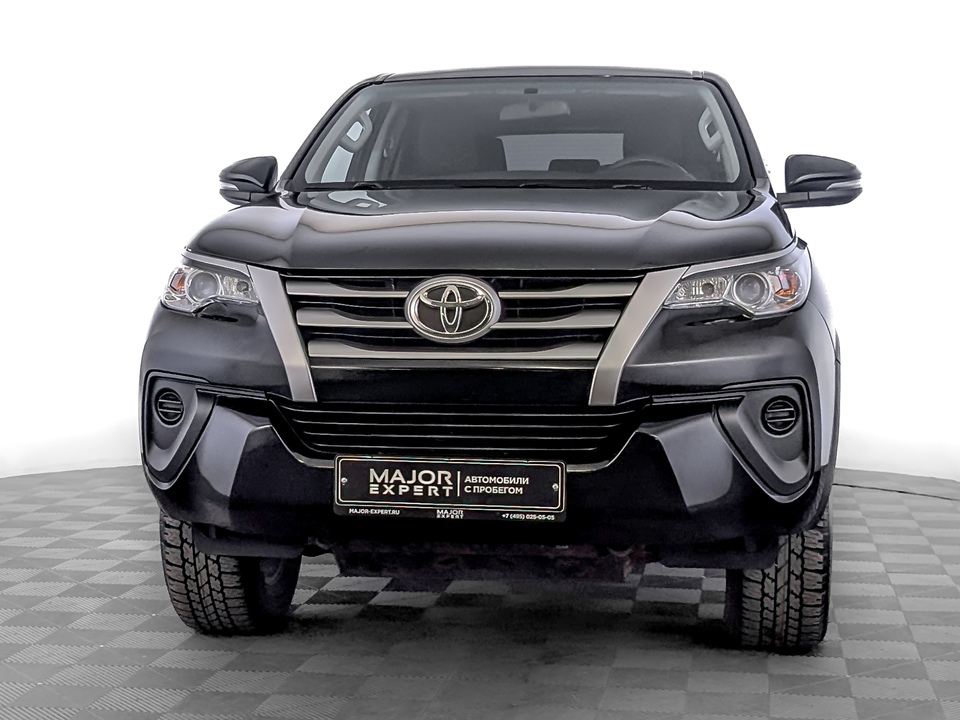 Toyota Fortuner 2019 76 190км фото №2