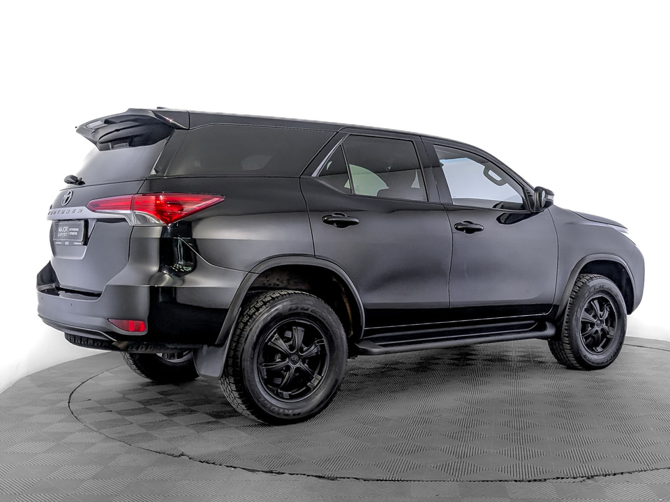 Toyota Fortuner 2019 76 190км фото №5