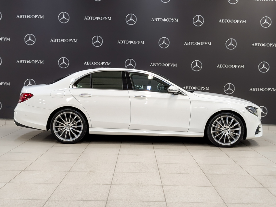 Mercedes-Benz E-Класс 2020 61 079км фото №4
