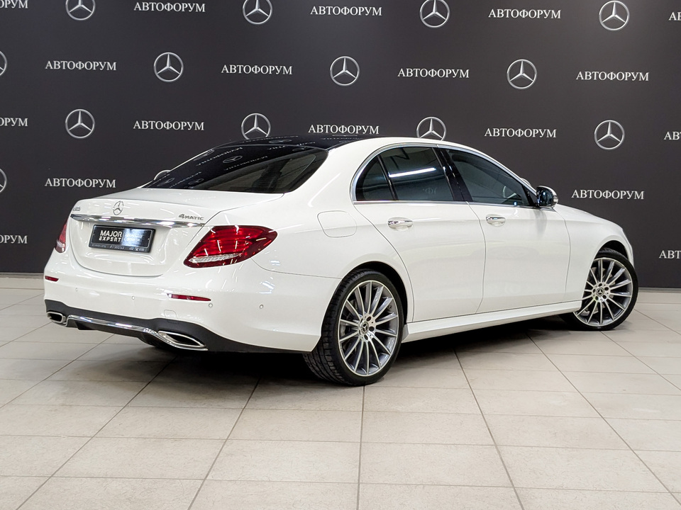 Mercedes-Benz E-Класс 2020 61 079км фото №5