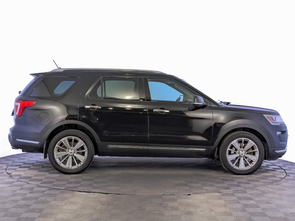Ford Explorer 2018 200 022км фото №4