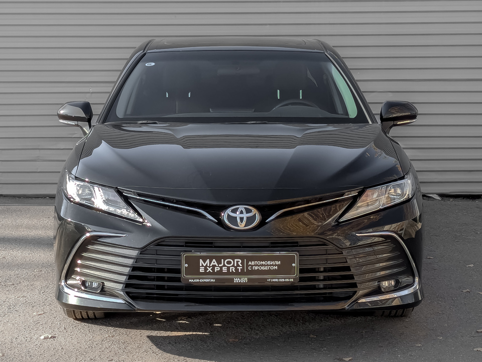 Toyota Camry 2023 10 719км фото №2