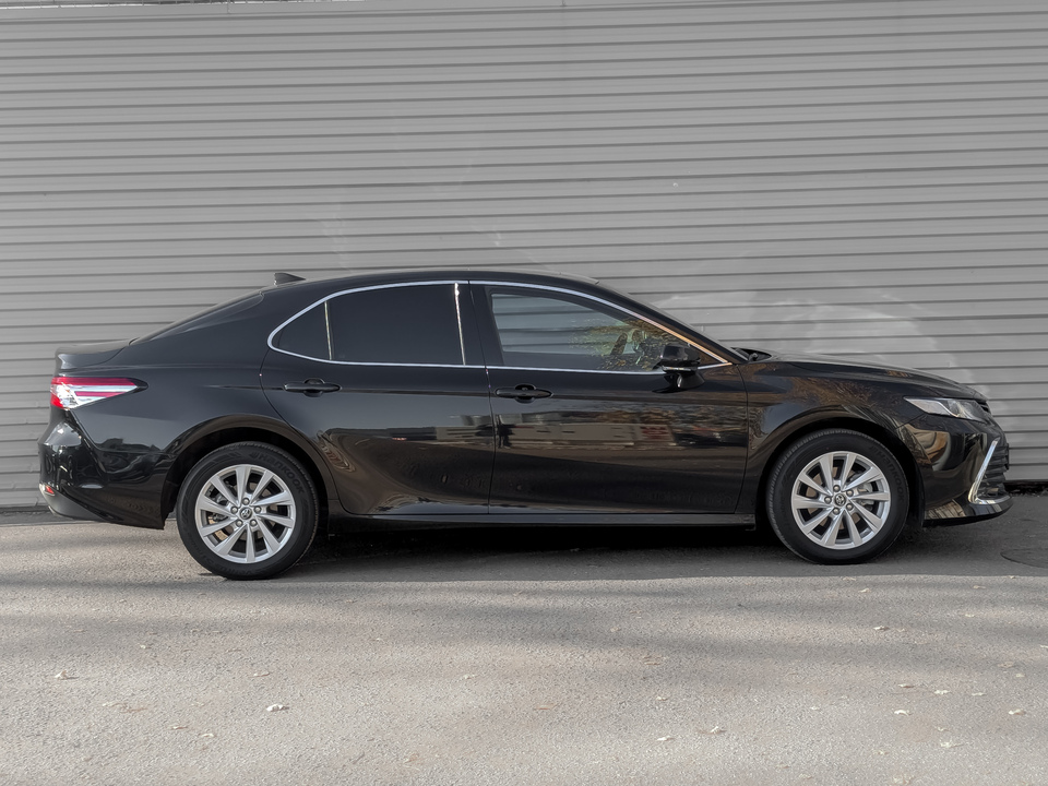 Toyota Camry 2023 10 719км фото №4