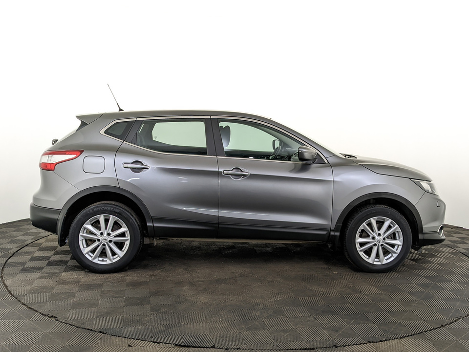 Nissan Qashqai 2015 76 716км фото №4