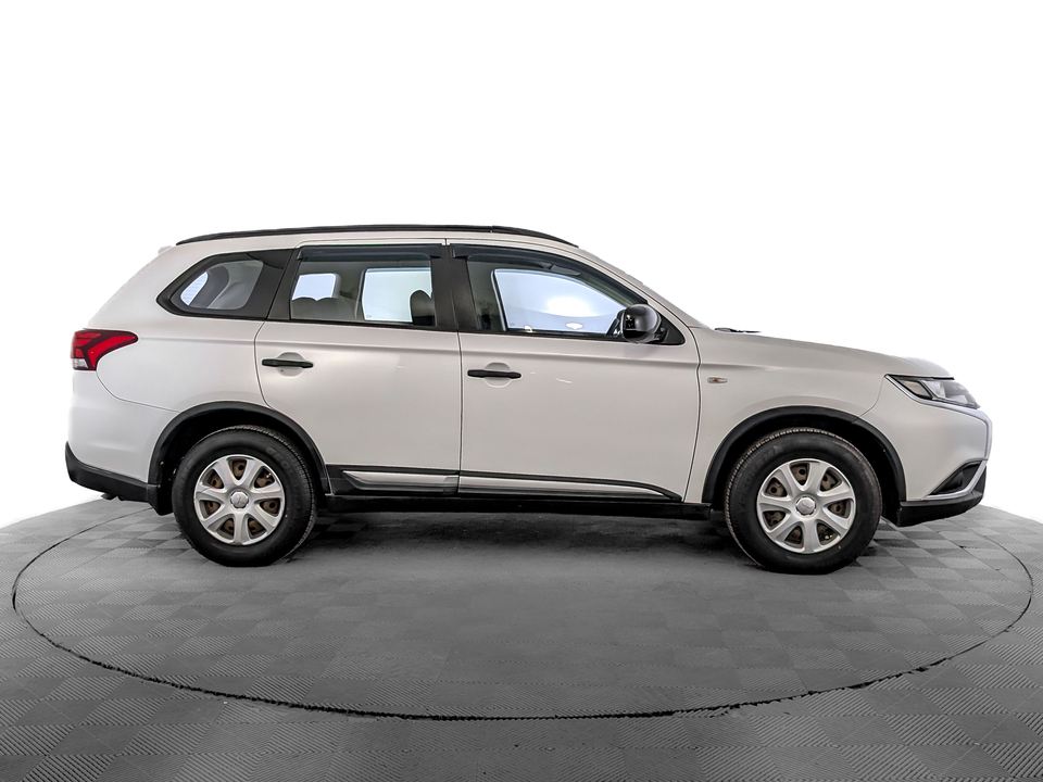 Mitsubishi Outlander 2019 78 536км фото №4