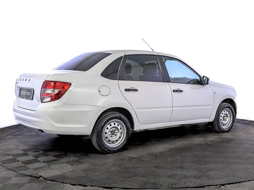 Lada Granta 2020 75 072км фото №5