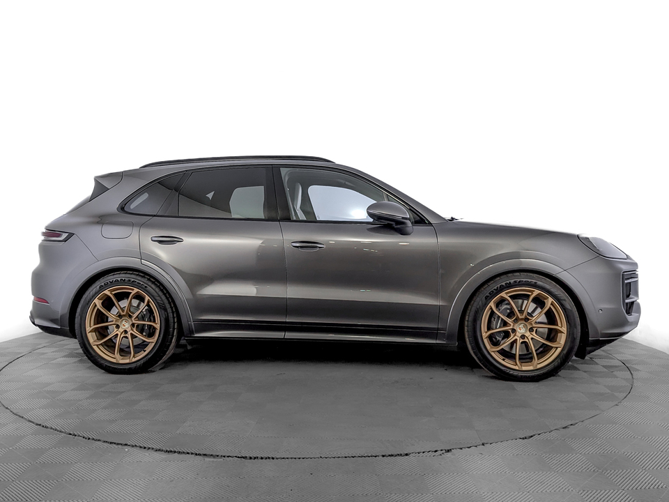 Porsche Cayenne 2025 30 174км фото №5