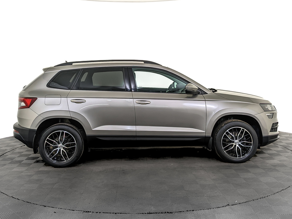Skoda Karoq 2020 100 700км фото №4