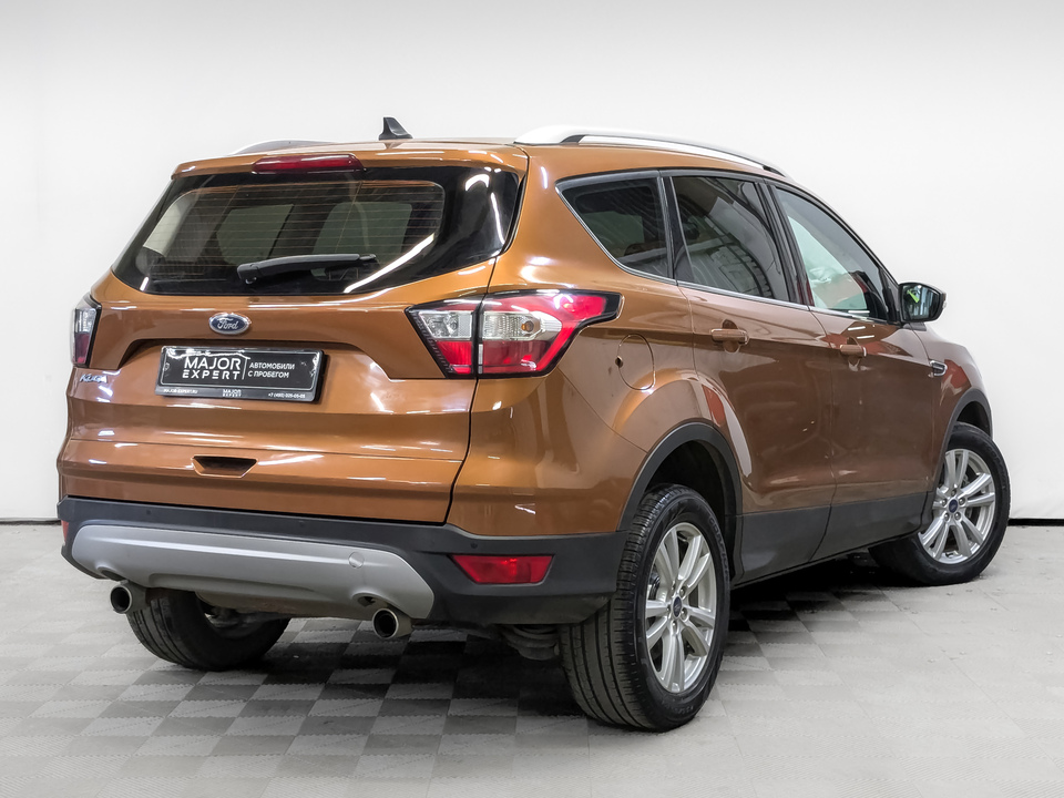 Ford Kuga 2018 69 597км фото №5