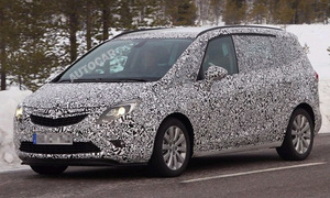 Получены шпионские фотографии минивэна Opel Zafira